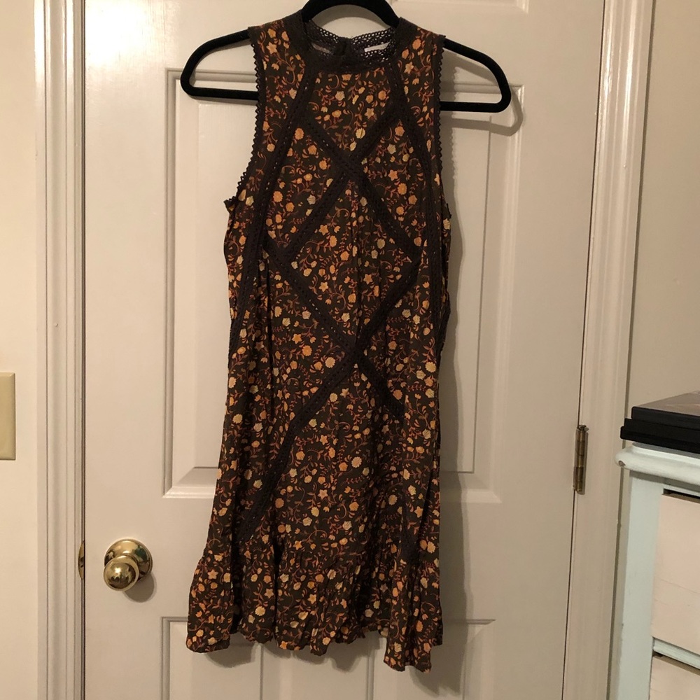 Lauren Conrad brown floral dress